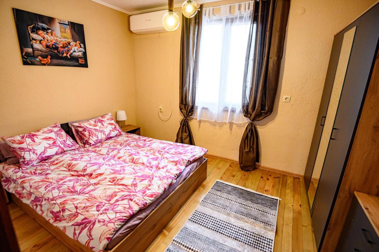 Lalev Guest House Bansko Exterior photo